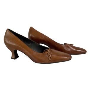 Vintage Leather Pumps